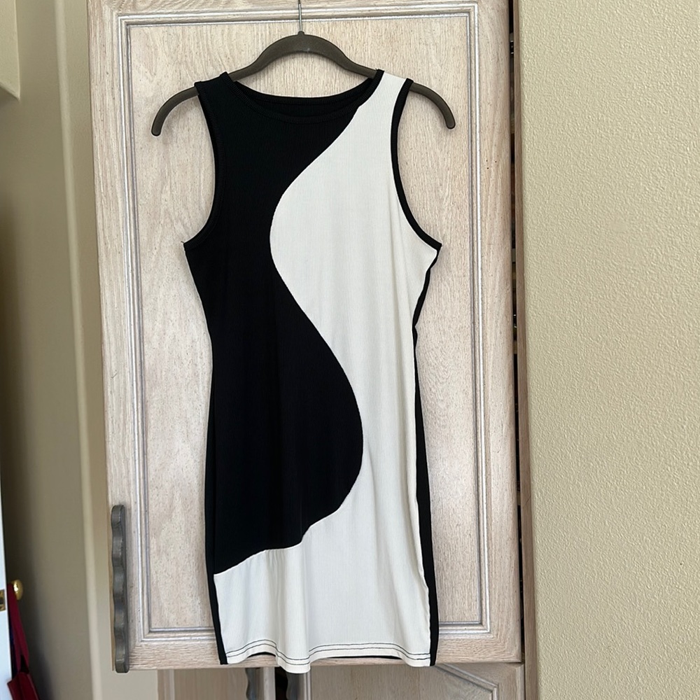 NWOT Shein Ying Yang Mini Dress